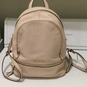 Michael Kors Rhea Zip MD Backpack LeatherSoft Pink